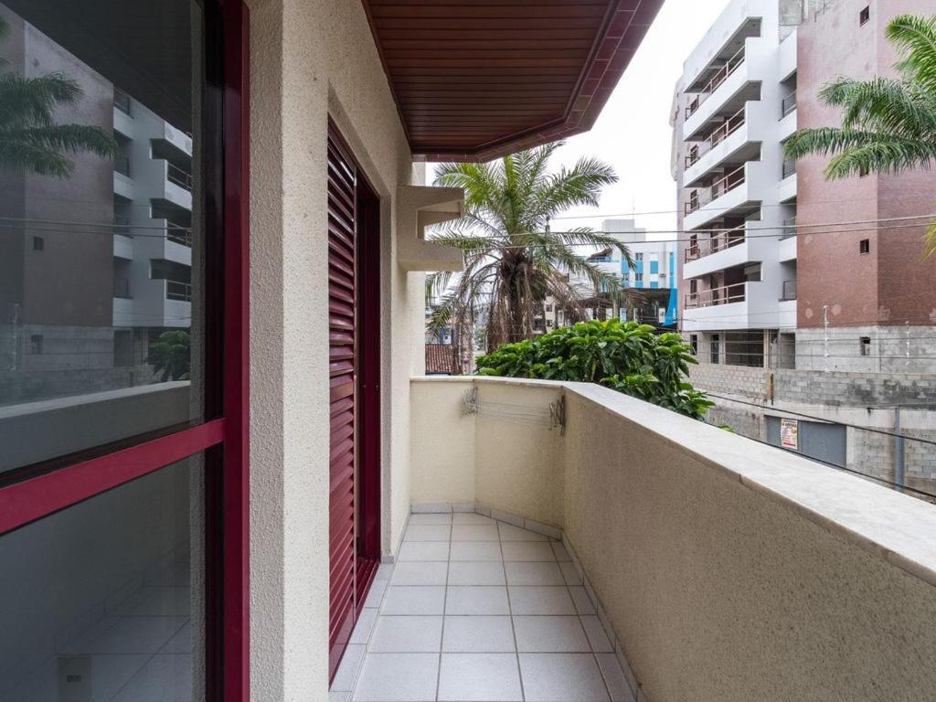 Ed Estoril, Espaçoso apto com ar condicionado - 100 mts da praia Ubatuba Exterior foto